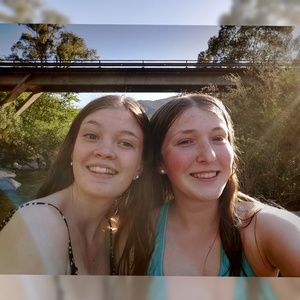 Meet your Posher, Mae